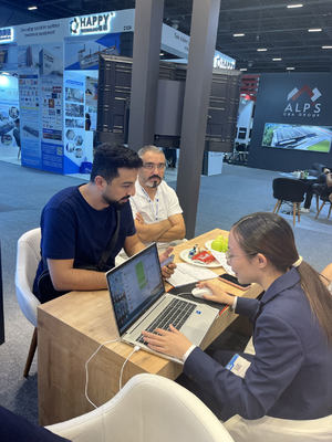 Customized Size and Capacity Vertical Anodizing Production Line for Aluminum Profiles