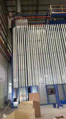 Electrostatic Powder Spraying System Speed Adjusttable Customized Capacity for Customers  Vertical Powder Coating Line for Aluminum Profiles