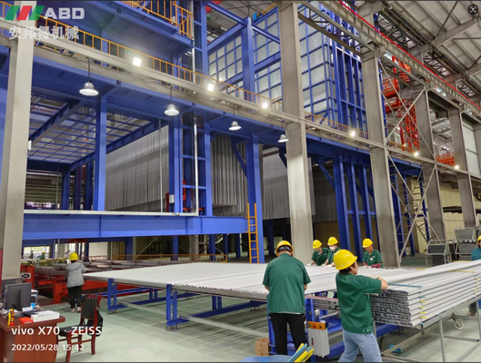 Linha de produção de anodização vertical para tratamento de superfície de alumínio