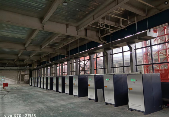 Sistema de controlo totalmente automático Equipamento de tratamento de superfície de perfis de alumínio Linha de produção de anodização